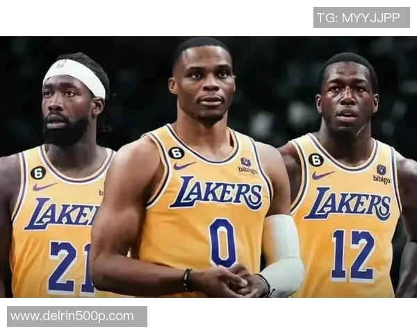 黄蜂队目前总共拥有多少个首轮签和次轮签？