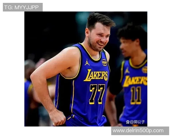 东契奇盛赞湖人比独行侠更强，管理层是传奇级别